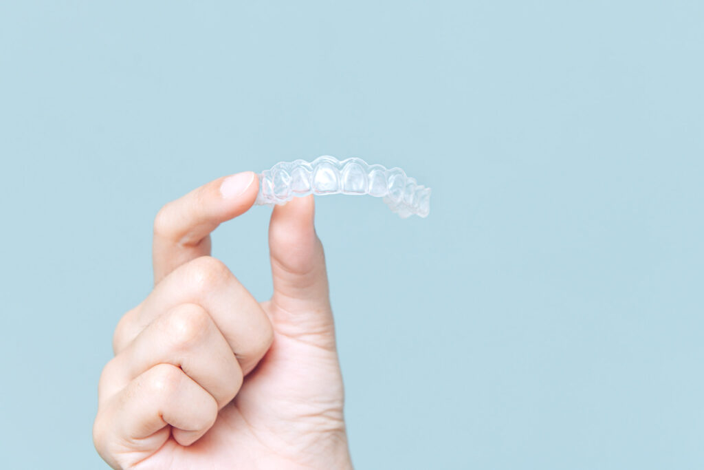 マウスピース矯正